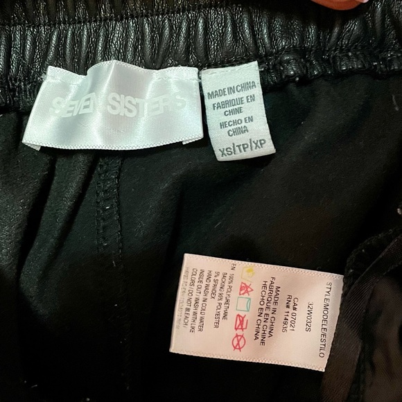 XS Black Faux Leather Jogger Pants - Picture 6 of 9